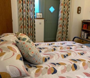 Barrow Gurney Apartment | Mini Treacle Cottage