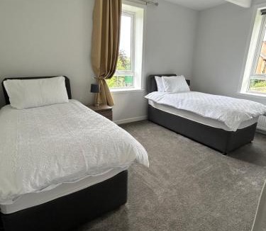 Hawick Apartment | Modern 2 bedroom ground floor apartment