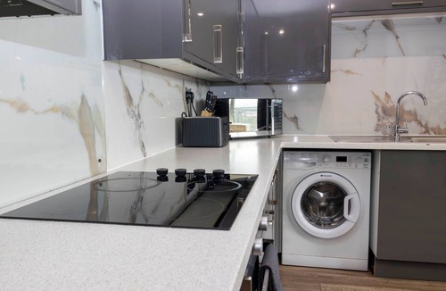 Leicester City Centre Apartment | Modern 3BR Flat for 8 Near City Centre