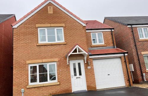 Durham House | Modern 4Bed Home Durham Sleeps 8 Parking & WiFi
