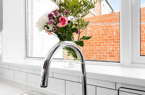 Darlington House | Modern 4BR Contractor Stay in Darlington