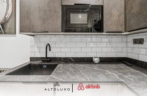 Pill Apartment | Modern Casa Pinto|Comfy 1BD En-suite|Couple|Travel