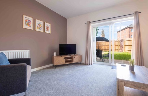 Upton House | Modern & comfy 3 bed house