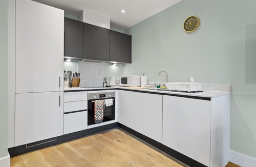 Great Baddow Apartment | Modern, Quiet & Cozy Flat in Central Chelmsford - F7