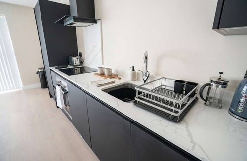 Bloxwich Apartment | Modern & Spacious 2 Bed Apartment in Birmingham