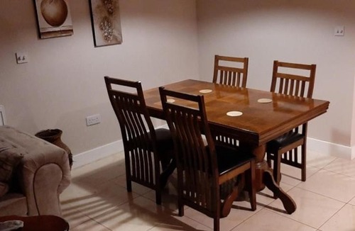 Hall Green House | Modern Spacious 3 Bed House Hall Green, Birmingham