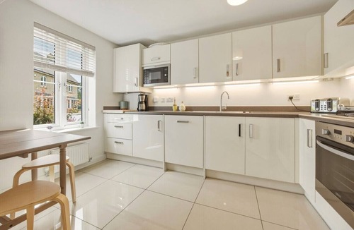 Cambridge House | Modern & Spacious Two bed home close to Cambridge