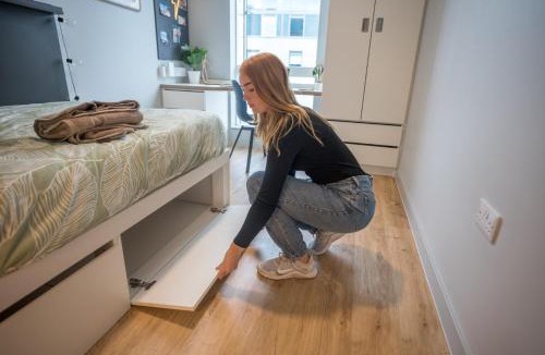 Adamsdown Other | Modern Student En-suite in Prime Cardiff Spot!