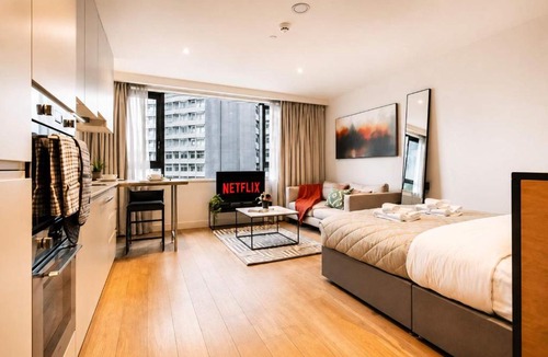 Manchester City Centre Apartment | Modern Studio by Stay With Us
