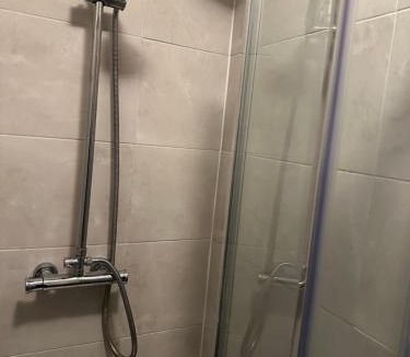 Pettits Apartment | Modern studio flat in Romford