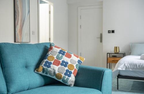 Arnold Apartment | Modern Studio in Central Arnold
