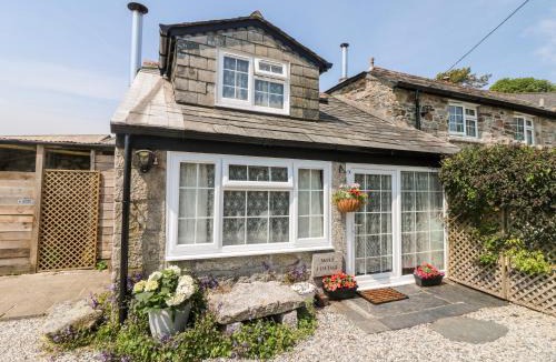 Henwood House | Mole Cottage