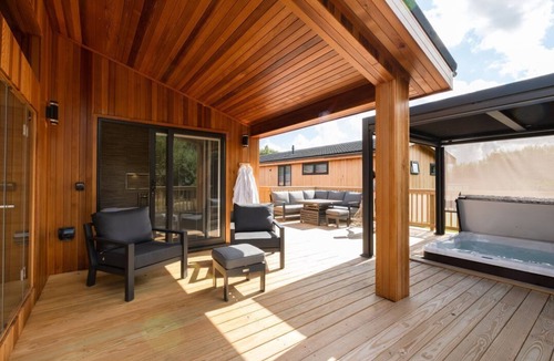 Laceby Cabin | Moonlight Spa Luxury, Grimsby