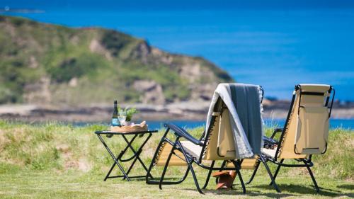 Nefyn House | Morawelon