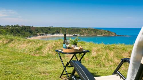 Nefyn House | Morawelon