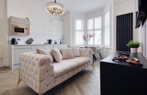 Westbourne House | Mount Lodge