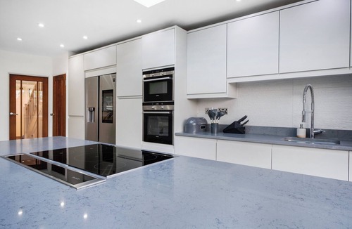 Eastcote and East Ruislip Apartment | Mount Park Rd Flat