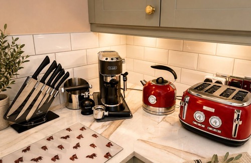 Kirkby Stephen House | Muddy Boots-La Petite Mews