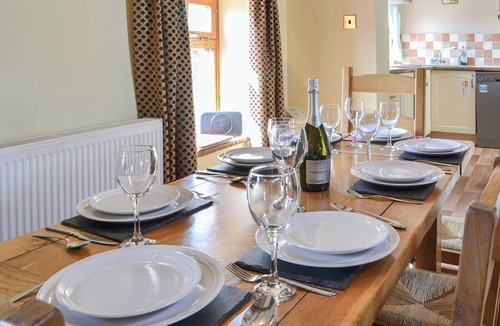 Driffield Cottage | Mulberry Cottage - CC253015