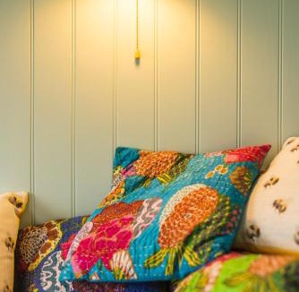 Overton-on-dee House | Mulsford Cottage
