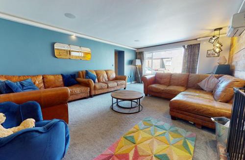 Nefyn House | Murmur Y Mor