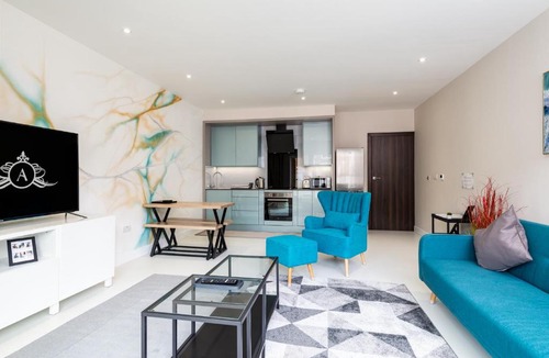 Gillingham Apartment | NeuConnect contractor base near Grain - Apartment 3