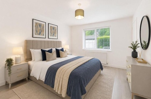 Oadby House | NEW Modern & Spacious Home in Oadby By Signature Stays - FREE Parking