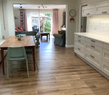 Glastonbury House | No 51