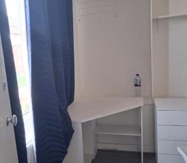 Forest Fields House | Nottingham Central Stay