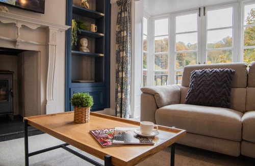 Ironbridge Apartment | Number Six