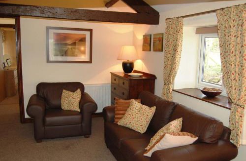 Westward House | Nuthatch Cottage