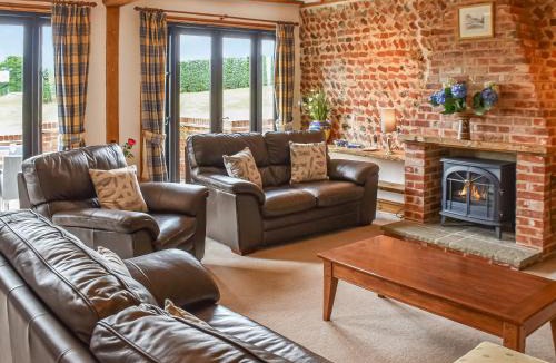 Aldborough House | Oak Barn