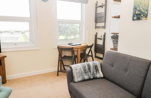 East Runton Apartment | Oak Lodge