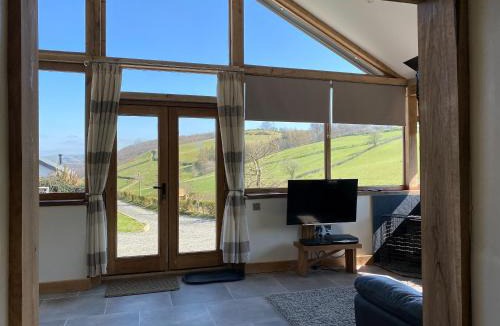Tirabad House | Oak View Cottage