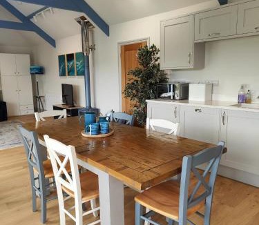 Mabe Ski Chalet | Ocean Heart Studio- Luxury, Rural Retreat