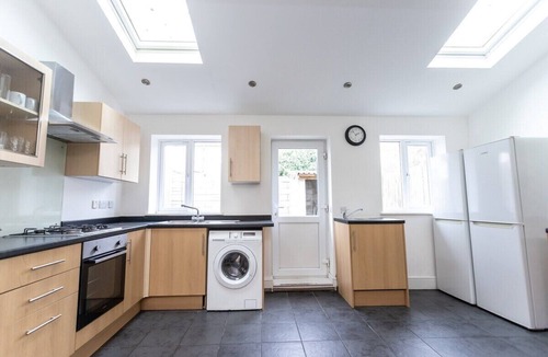 Horfield Apartment | October Discount - Long Stay - Contractors