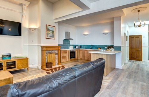 Babbacombe Apartment | Oddicombe Hall Flat 2