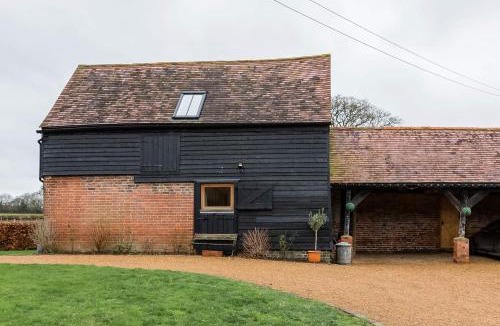 Crawley Down House | Old Barn Cottage