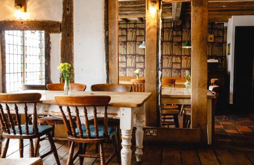 Bordesley Hotel | Old Crown Hotel