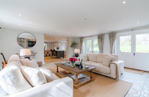 Burford House | Old Manse