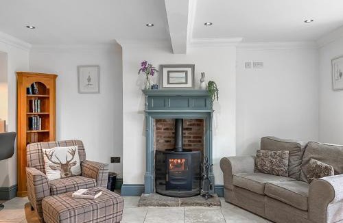 Leven House | Old Master's Cottage