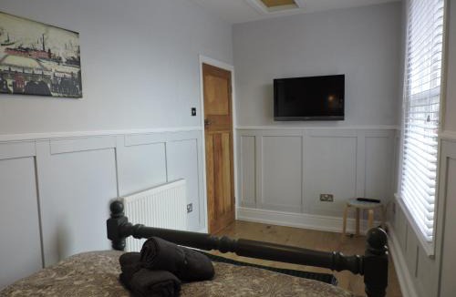 Macclesfield Apartment | Old Meadow - Duplex Luxury Apartment