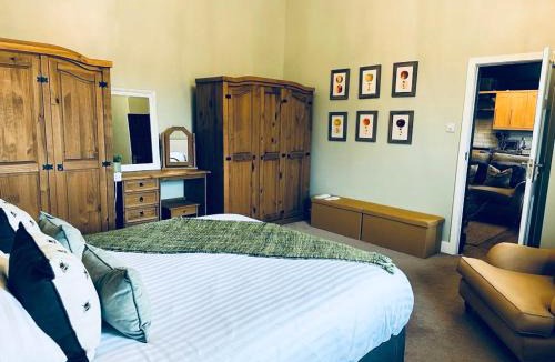 Potter Brompton Apartment | Old Orchard Cottage, Wykeham