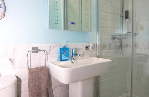 Pencader Bed & Breakfast | Old School B and B