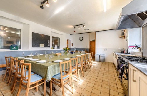 Fourstones Near Bentham House | Old School House Sleeps 26, Pets