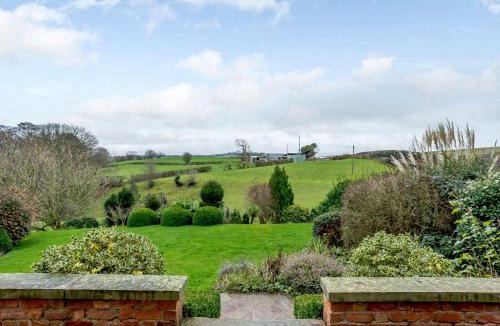Newtown House | Old Upper Gwestydd