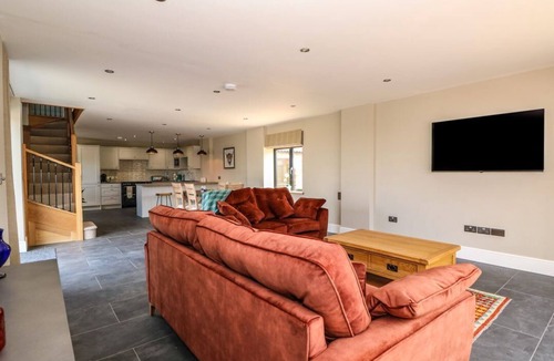 Frampton Cottage | Old Willow Barn, Kirton