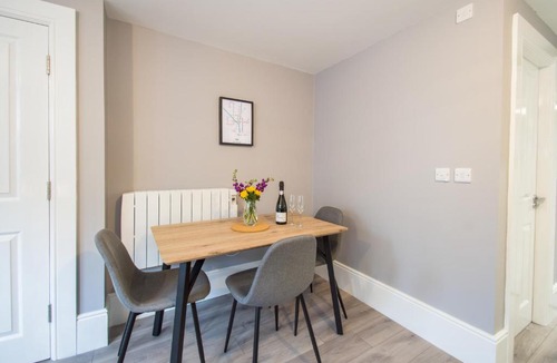Acomb Apartment | One Moorgate View