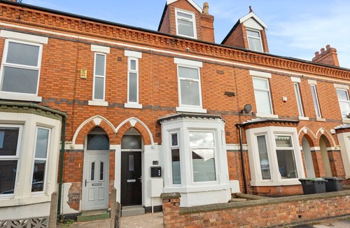Beeston Apartment | OnPoint-Modern & Fresh Studio Apt
