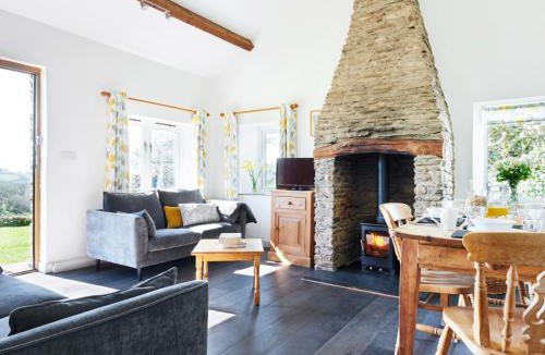 Barnstaple House | Orchard - Ukc9526